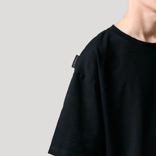 Load image into Gallery viewer, Core oversized tee - Black
